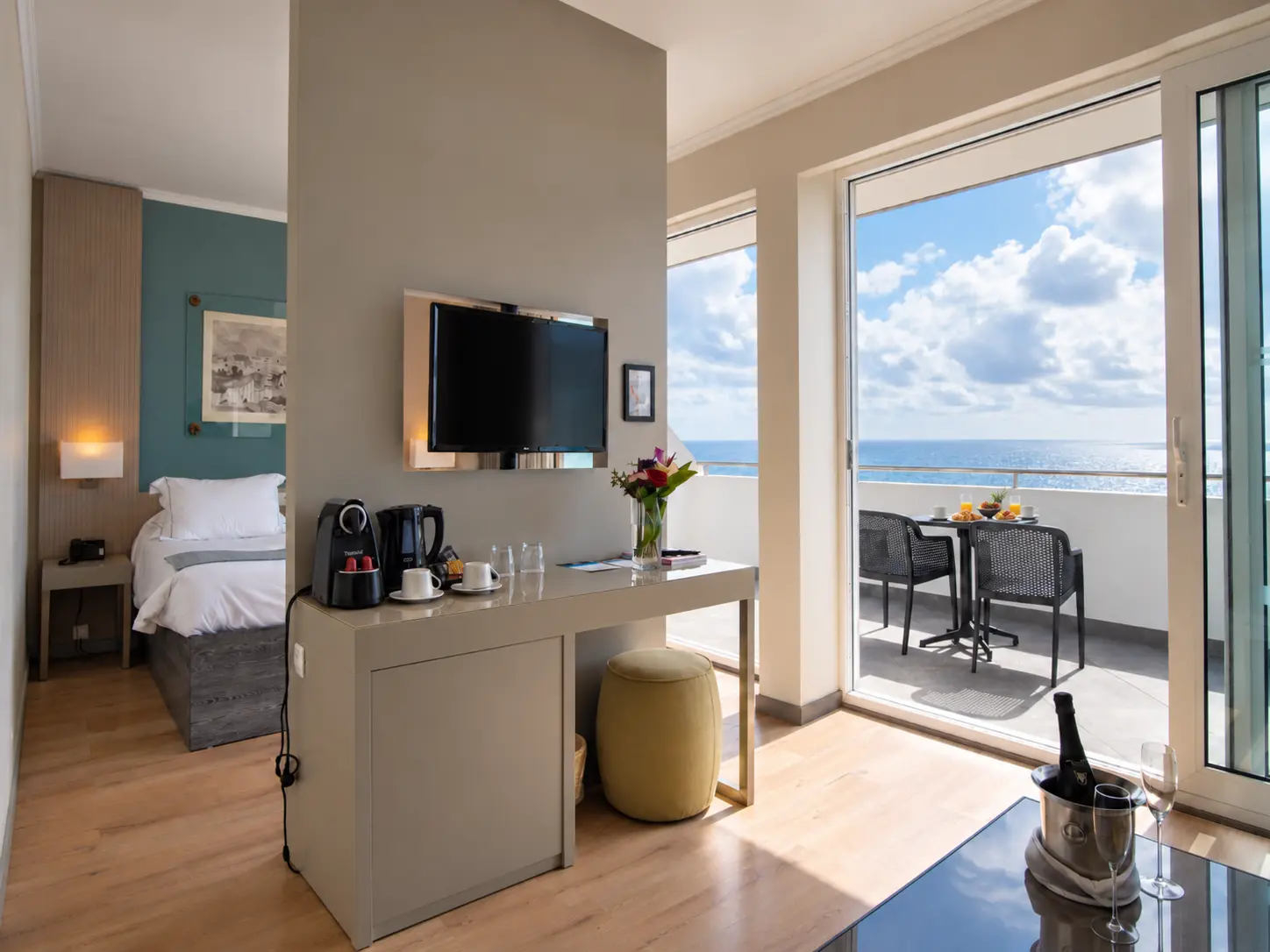 Double Deluxe Room